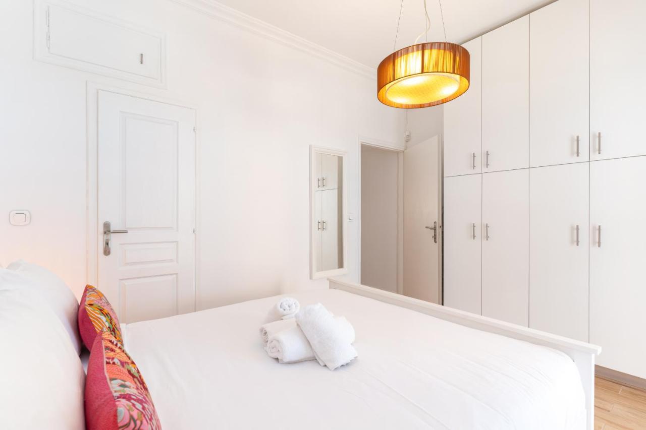Modern Apartment, Short Walk To Acropolis Sites Athens Luaran gambar