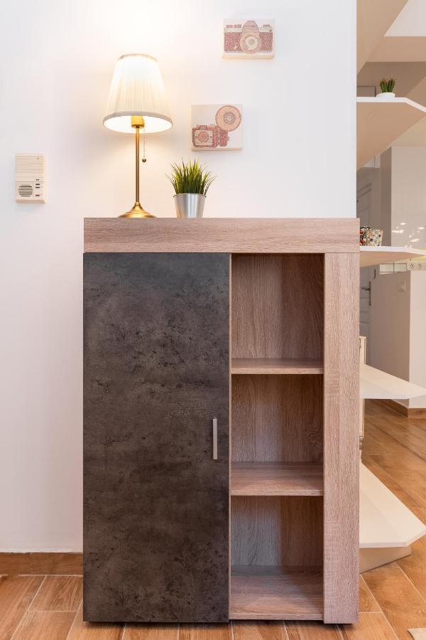 Modern Apartment, Short Walk To Acropolis Sites Athens Luaran gambar