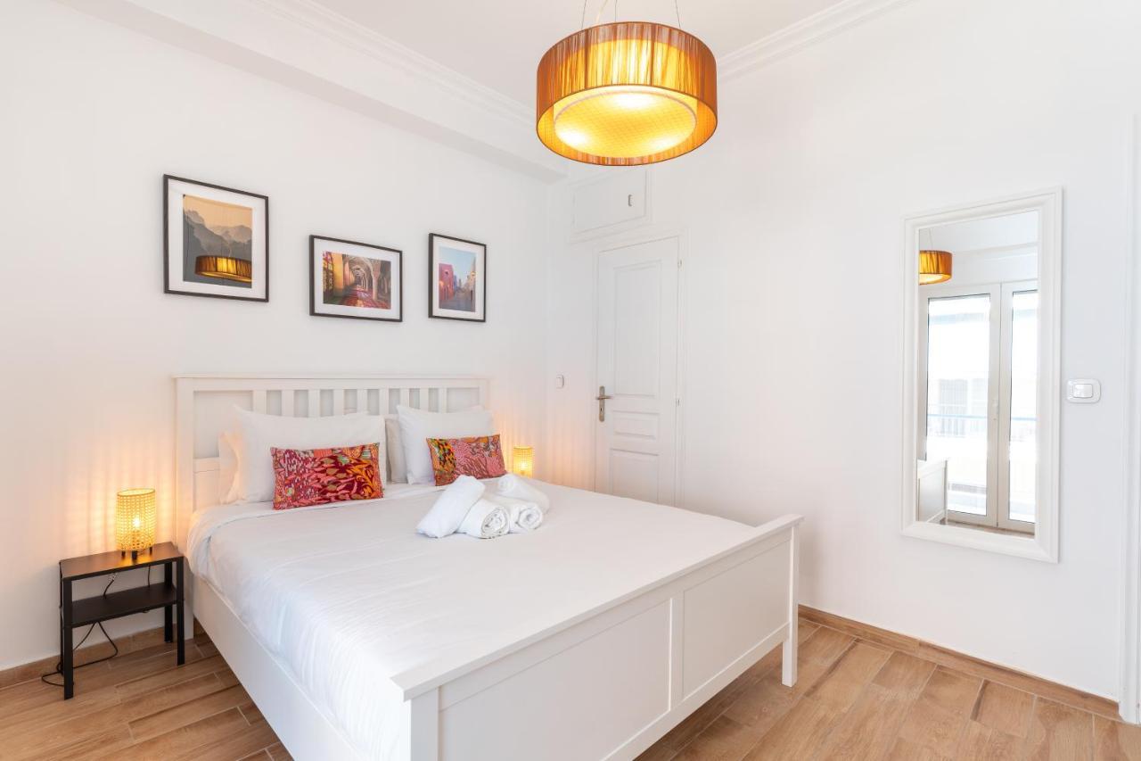 Modern Apartment, Short Walk To Acropolis Sites Athens Luaran gambar