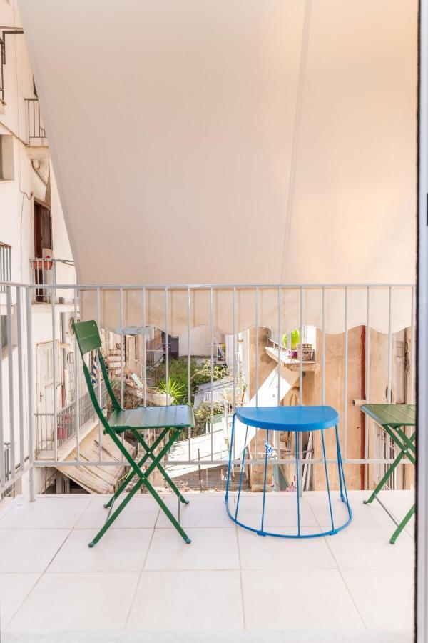 Modern Apartment, Short Walk To Acropolis Sites Athens Luaran gambar