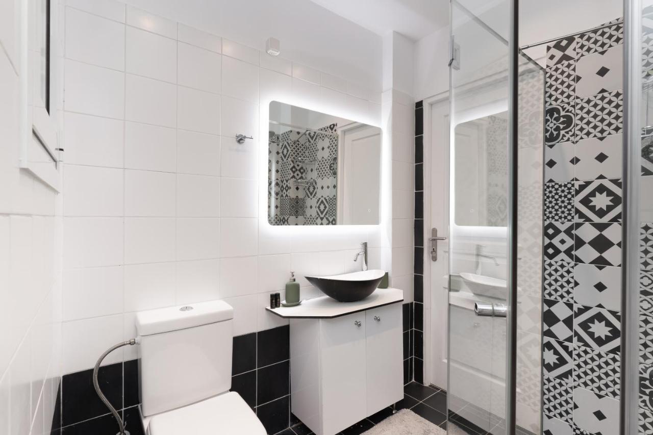 Modern Apartment, Short Walk To Acropolis Sites Athens Luaran gambar