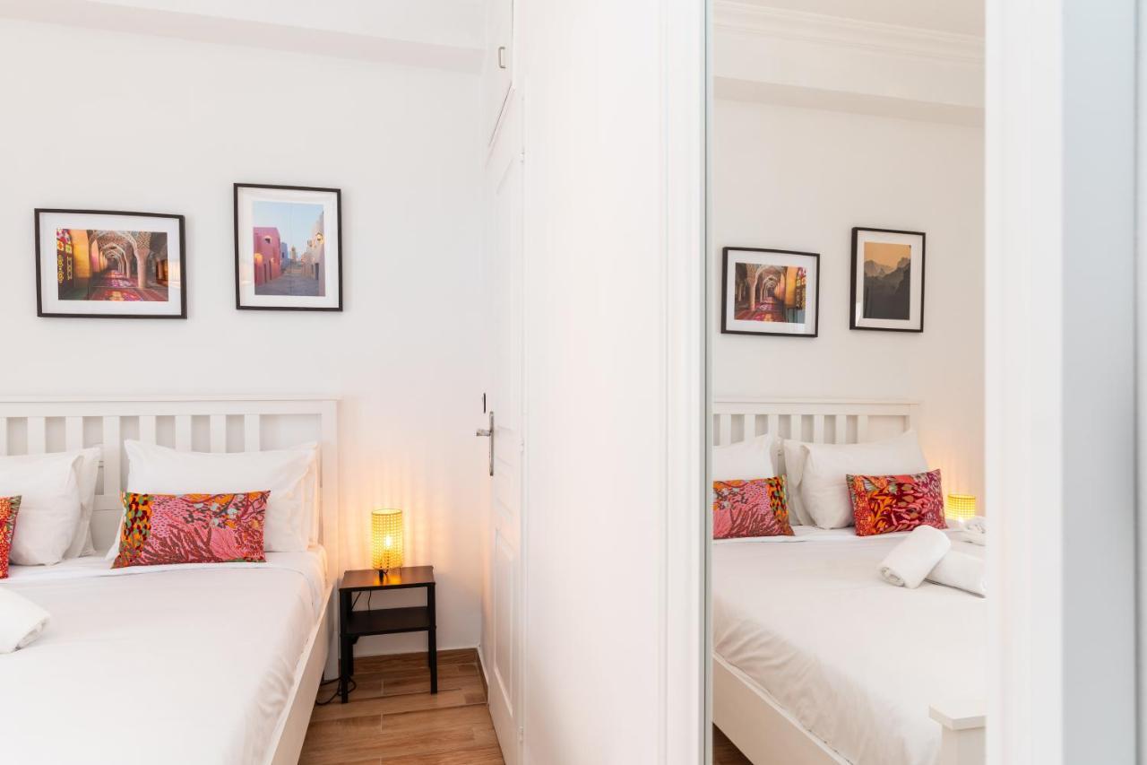 Modern Apartment, Short Walk To Acropolis Sites Athens Luaran gambar
