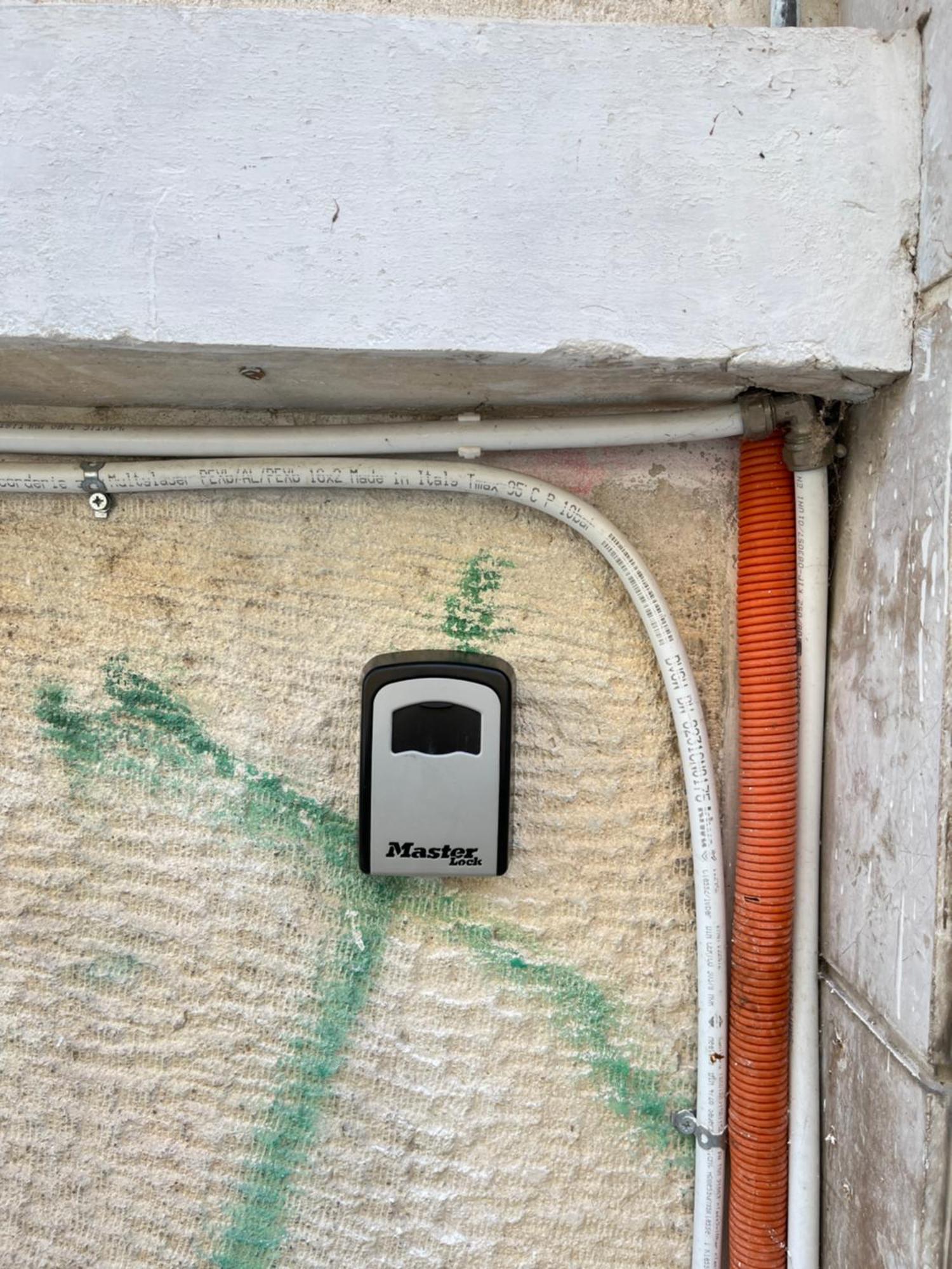 Modern Apartment, Short Walk To Acropolis Sites Athens Luaran gambar